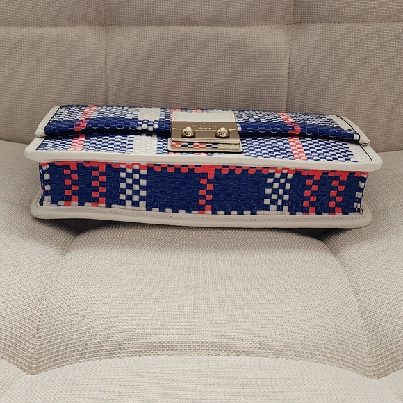 Kate Spade STORYBOOK Woven Bay Drive Chloe Finn Clutch - Picture 15 of 16